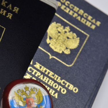 Путин подписал закон об ответственности должностных лиц за организацию незаконной миграции